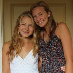 Meet your Posher, Lucie